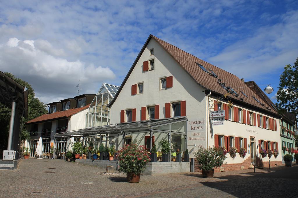 ホテルGasthof Kreuz ハイタースハイム エクステリア 写真