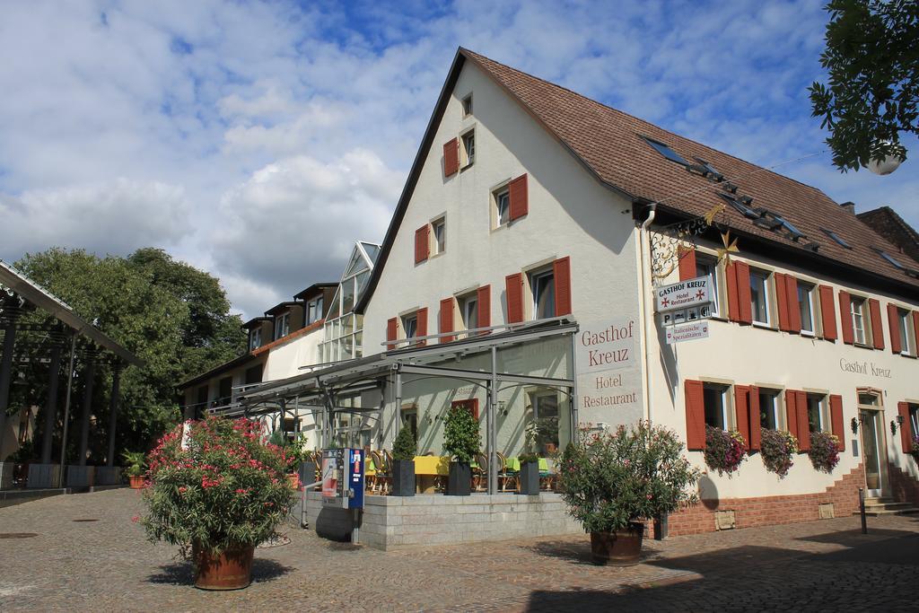 ホテルGasthof Kreuz ハイタースハイム エクステリア 写真